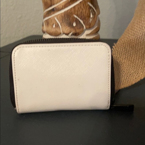 Beautiful Michael Kors Handbag/Crossbody - Picture 6 of 7